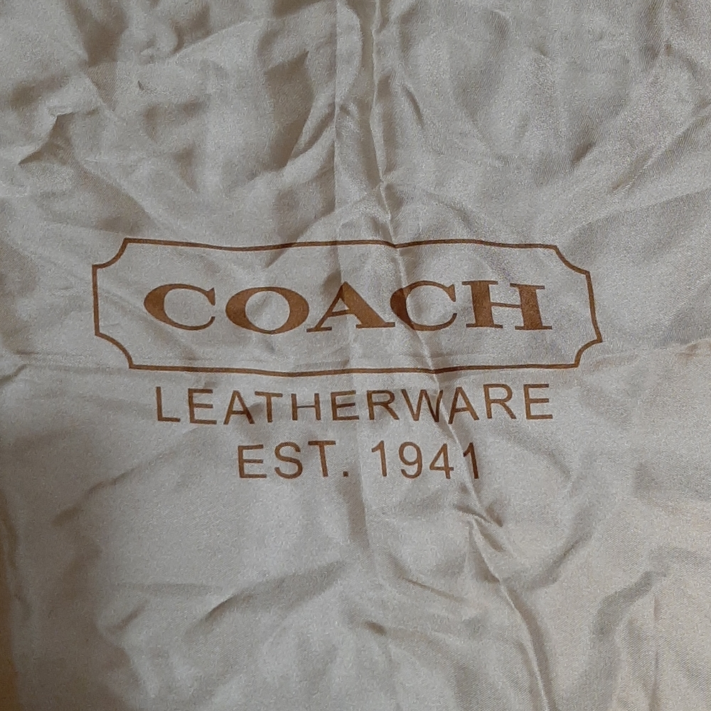 Coach Scarf - Picture 3 of 4